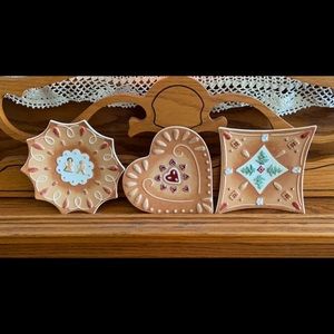 3 Christmas “Gingerbread” Plates